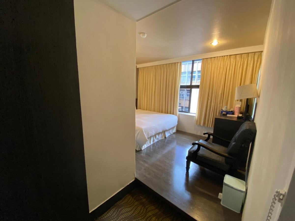 Queens Hotel Tajpej Zewnętrze zdjęcie
