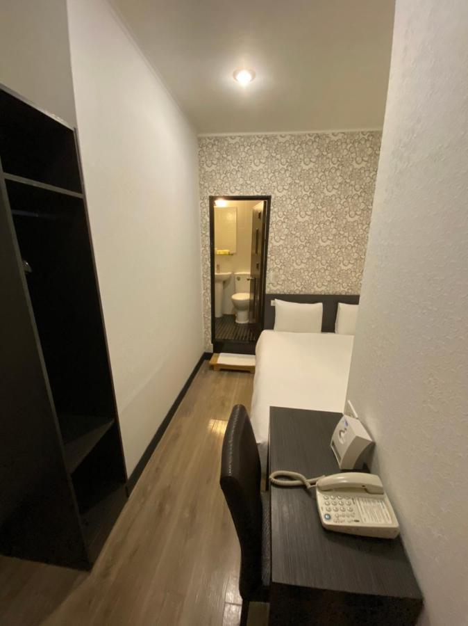Queens Hotel Tajpej Zewnętrze zdjęcie