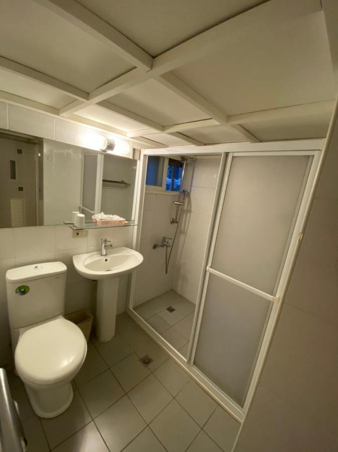 Queens Hotel Tajpej Zewnętrze zdjęcie