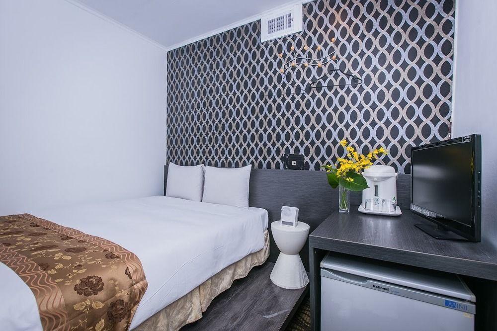Queens Hotel Tajpej Zewnętrze zdjęcie