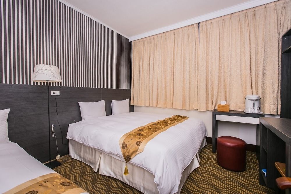 Queens Hotel Tajpej Zewnętrze zdjęcie