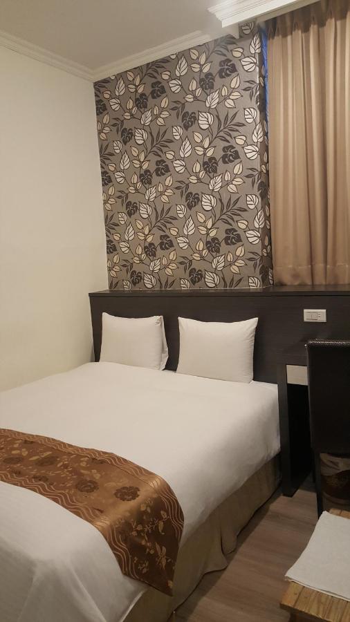 Queens Hotel Tajpej Zewnętrze zdjęcie